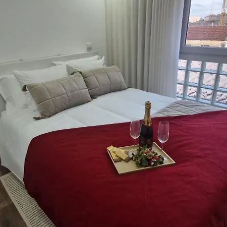Cantinho D' Alice Tatil Evi *